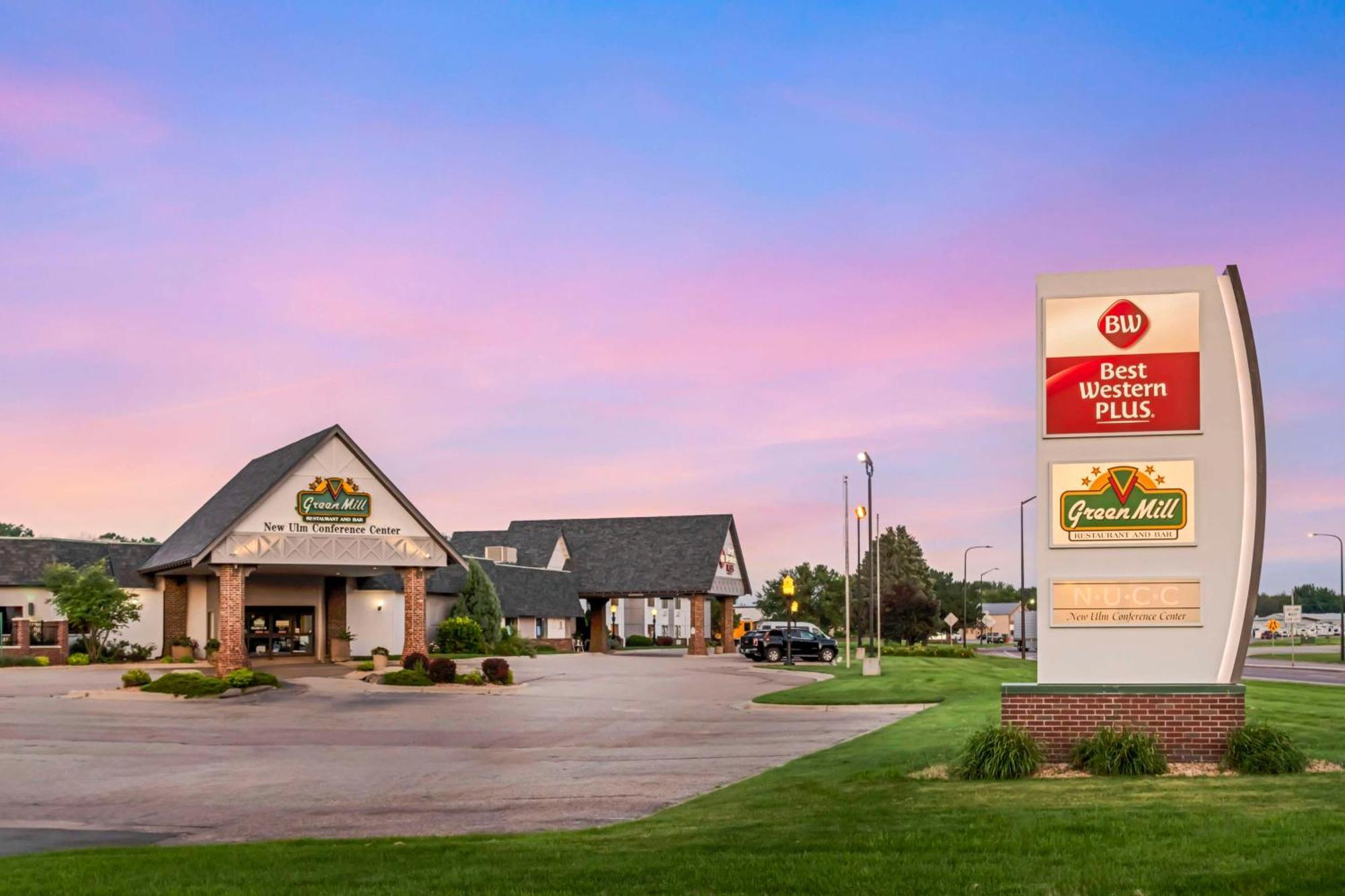 Best Western Plus New Ulm Екстер'єр фото
